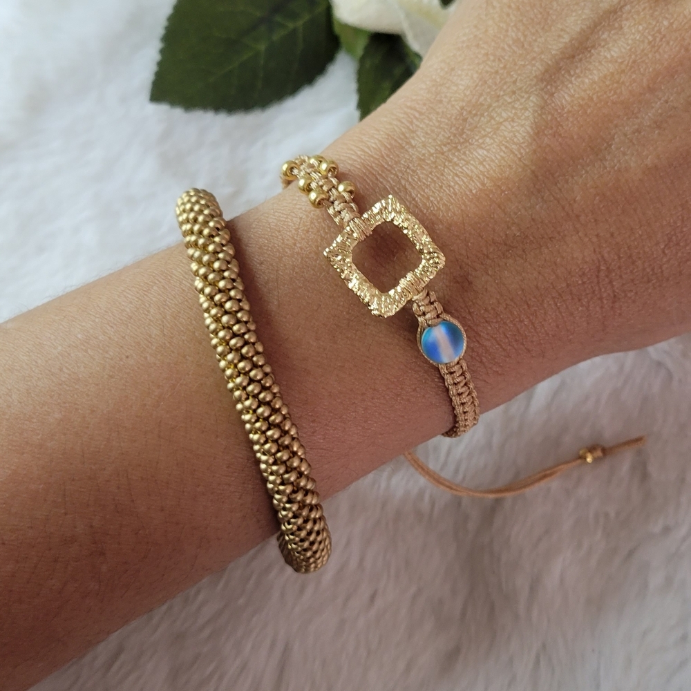 💠NWT CM03. SET 2 bracelets.Beaded crochet bracelet Macrame Blue bead bracelet